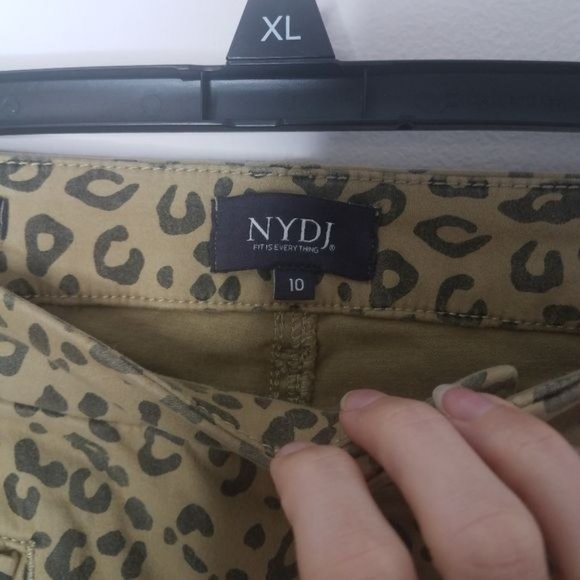 NYDJ ami skinny jeans Sierra Jag animal print jeans size 10 and 12 - Picture 14 of 16